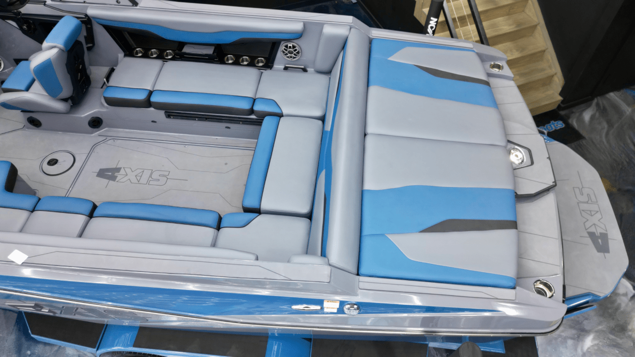 2023 Axis T235
