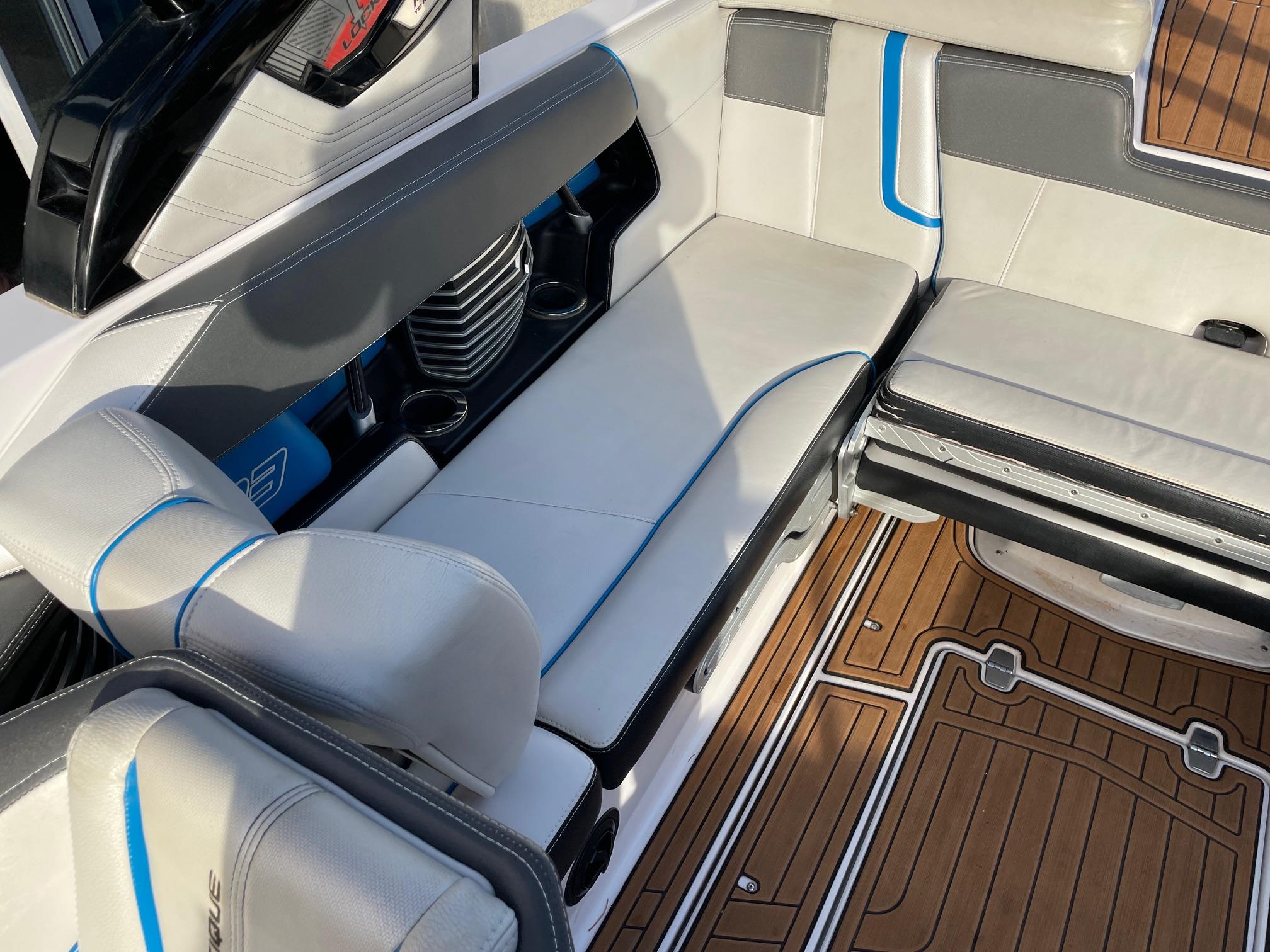 2015 NAUTIQUE G23 W/XR7 550HP SUPERCHARGED POWER PLANT