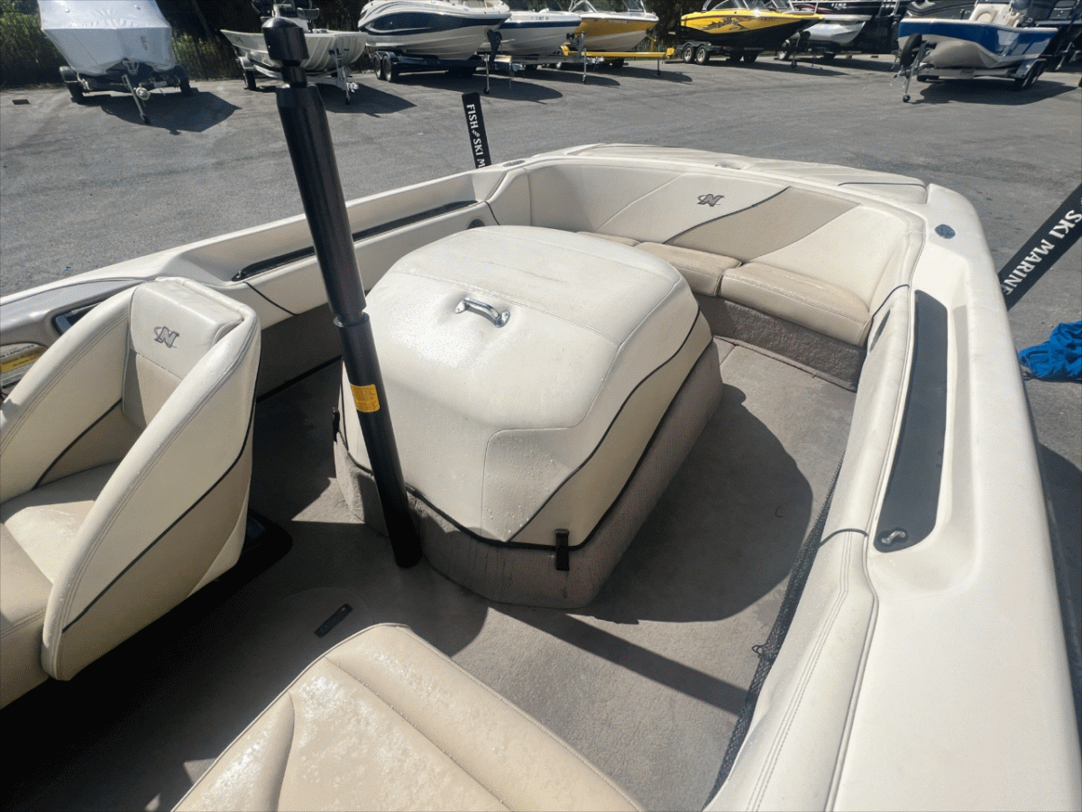 2001 Correct Craft Sport Nautique