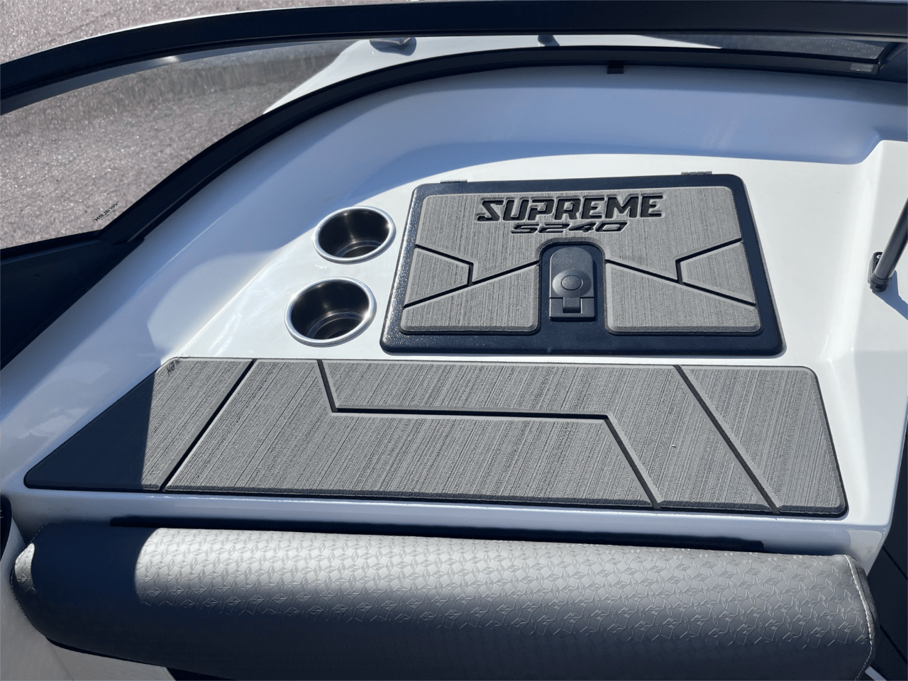 2025 Supreme S240