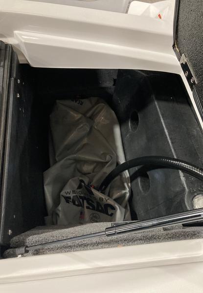 2021 Malibu 23 LSV