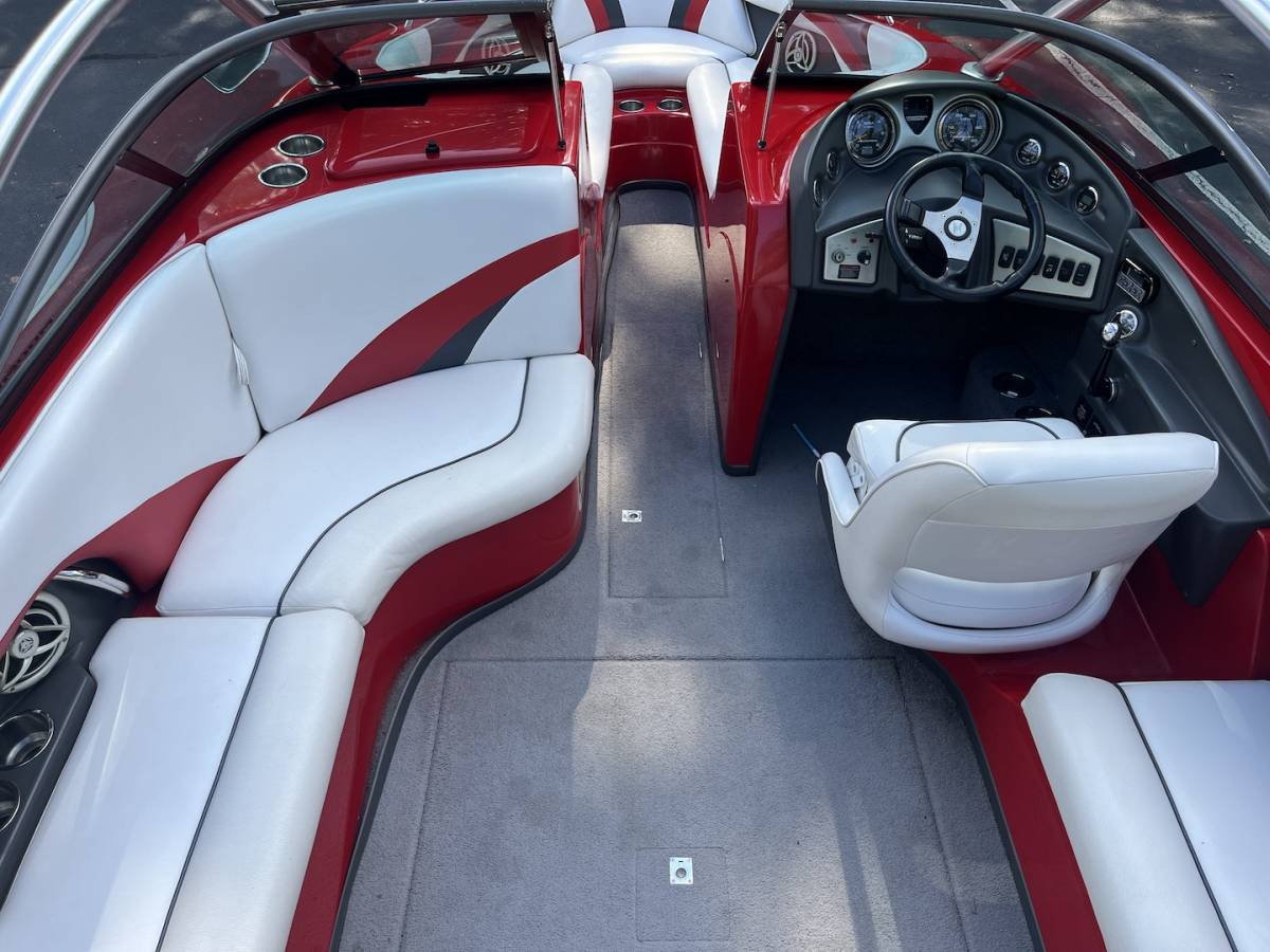 2010 Moomba Mobius LSV