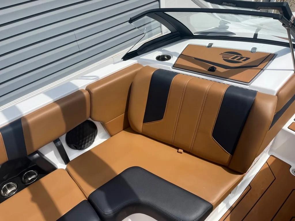 2024 Malibu 21LX