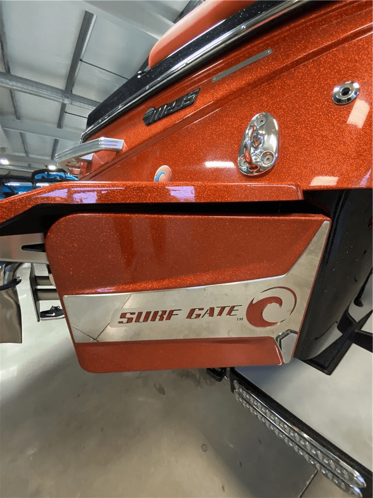 2018 Malibu Boats M235