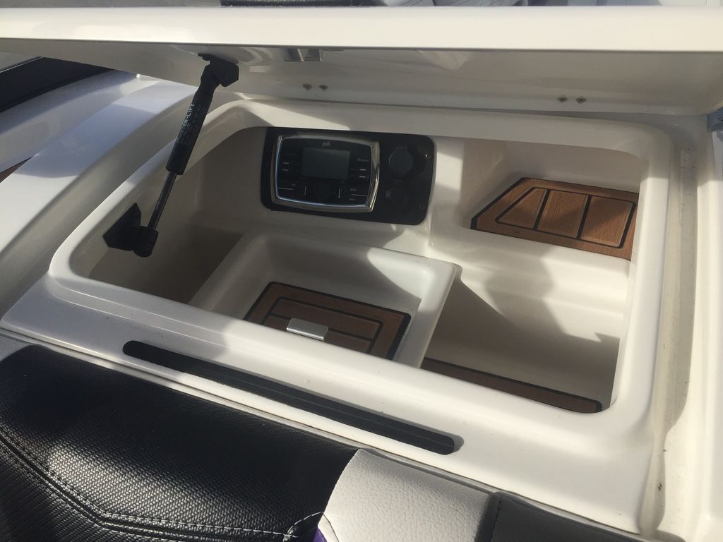 2016 Nautique Super Air Nautique G23