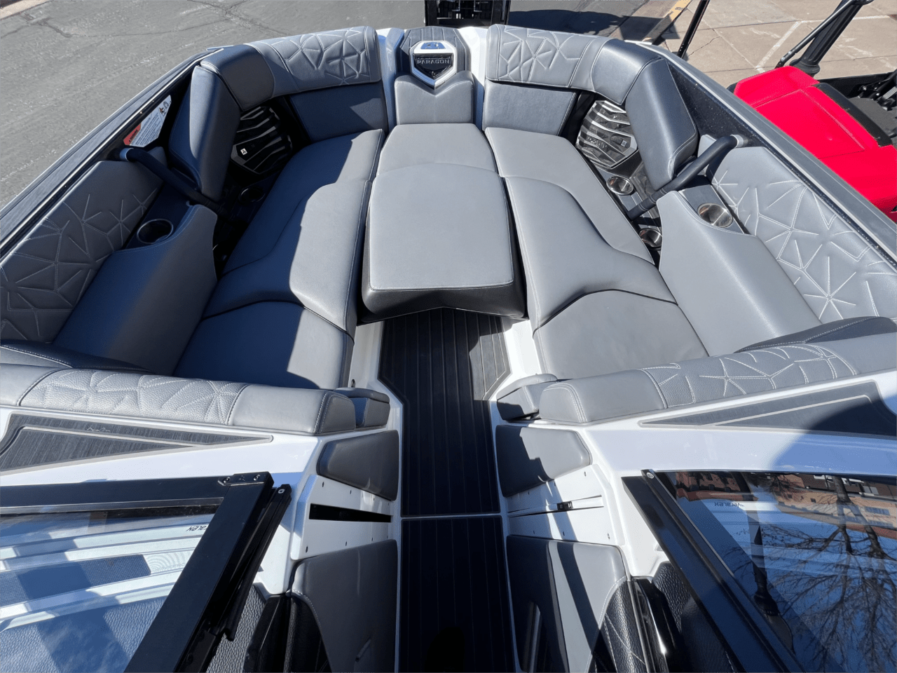 2022 Nautique Paragon G25! Only 200 hours! USA DELIVERY available!