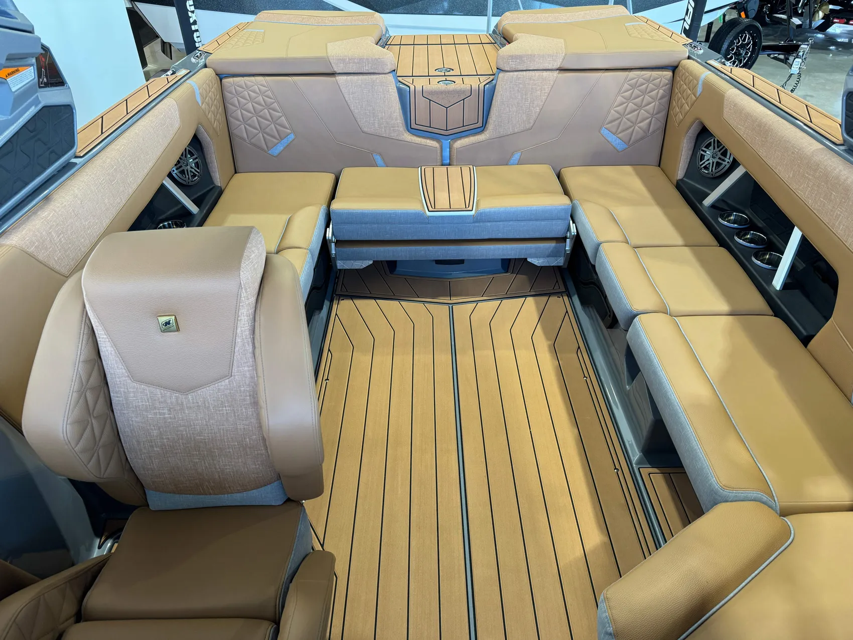 2025 Nautique GS22