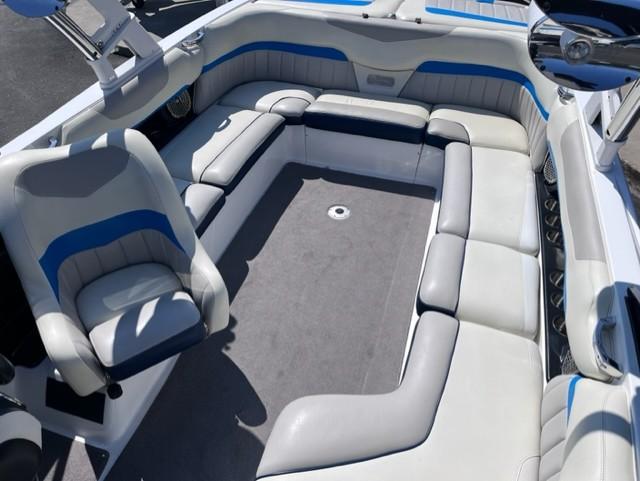 2013 Malibu Wakesetter 24 MXZ **Pending Deal**