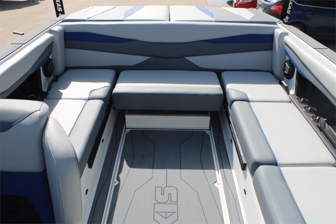 2025 Axis A225