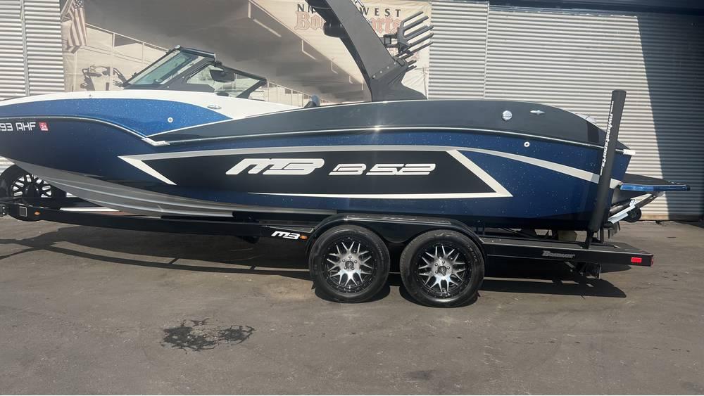 boat.Title