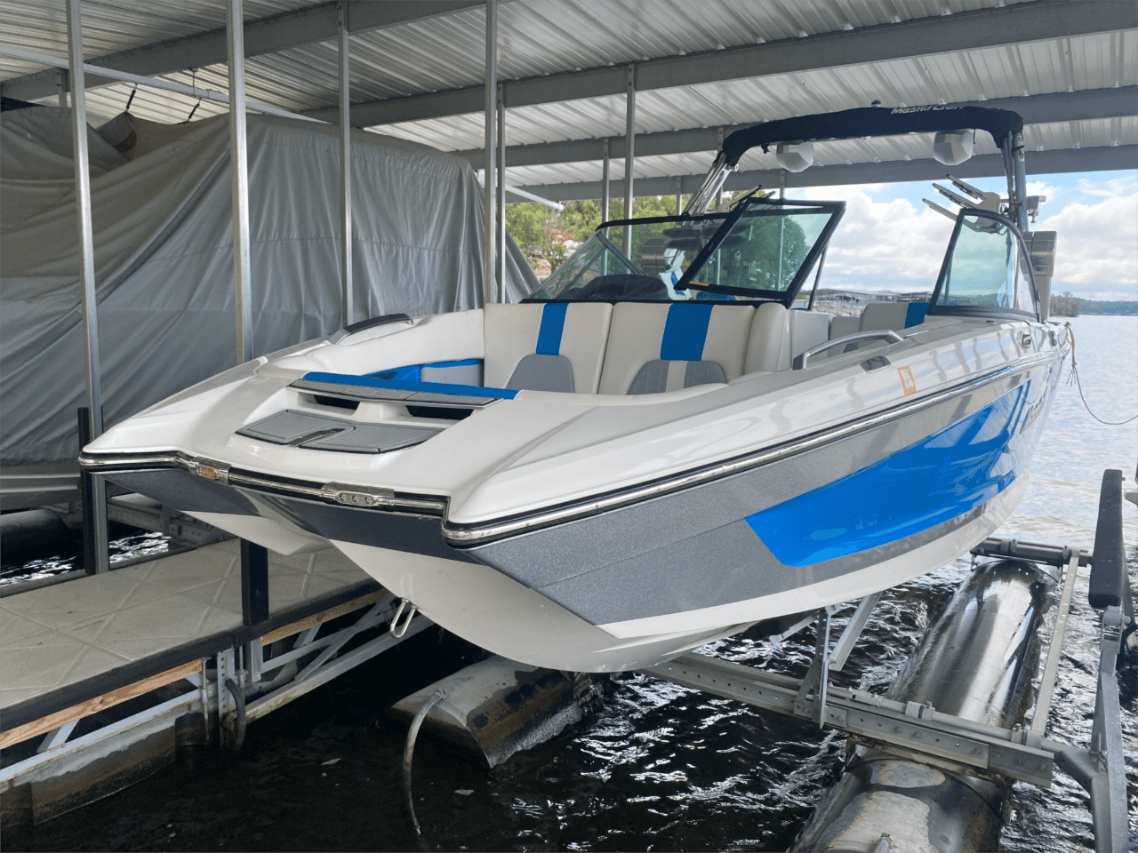2022 MasterCraft X26