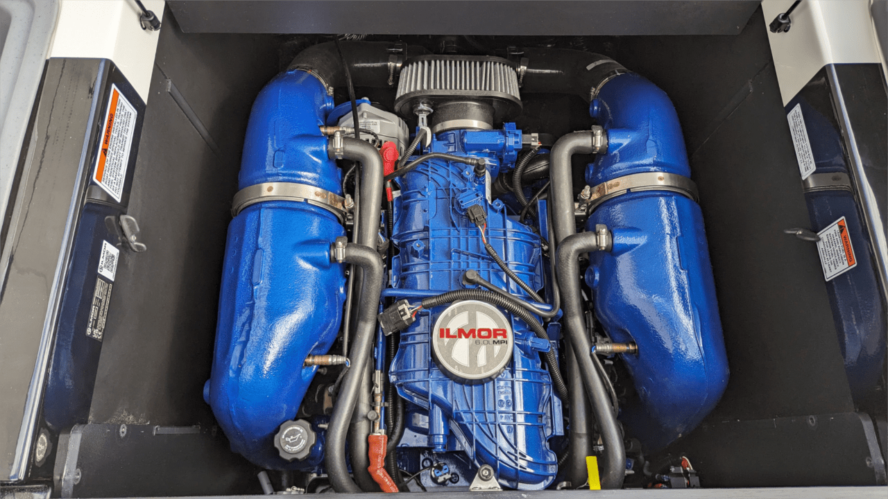 2024 MasterCraft XT22T