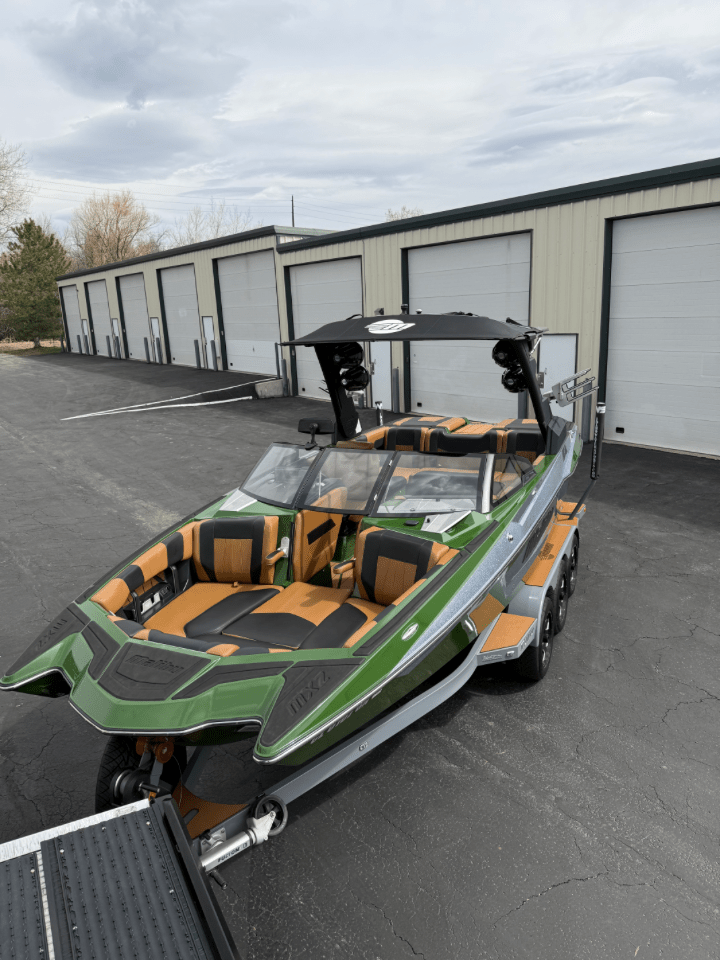 2021 Malibu 23 MXZ – Fully Loaded