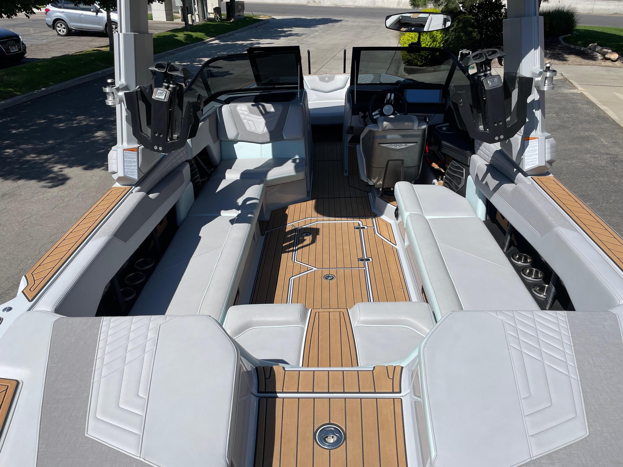 2022 NAUTIQUE G25 W/YANMAR 8LV DIESEL 4.5L DIRECT INJECTION. REDUCED!