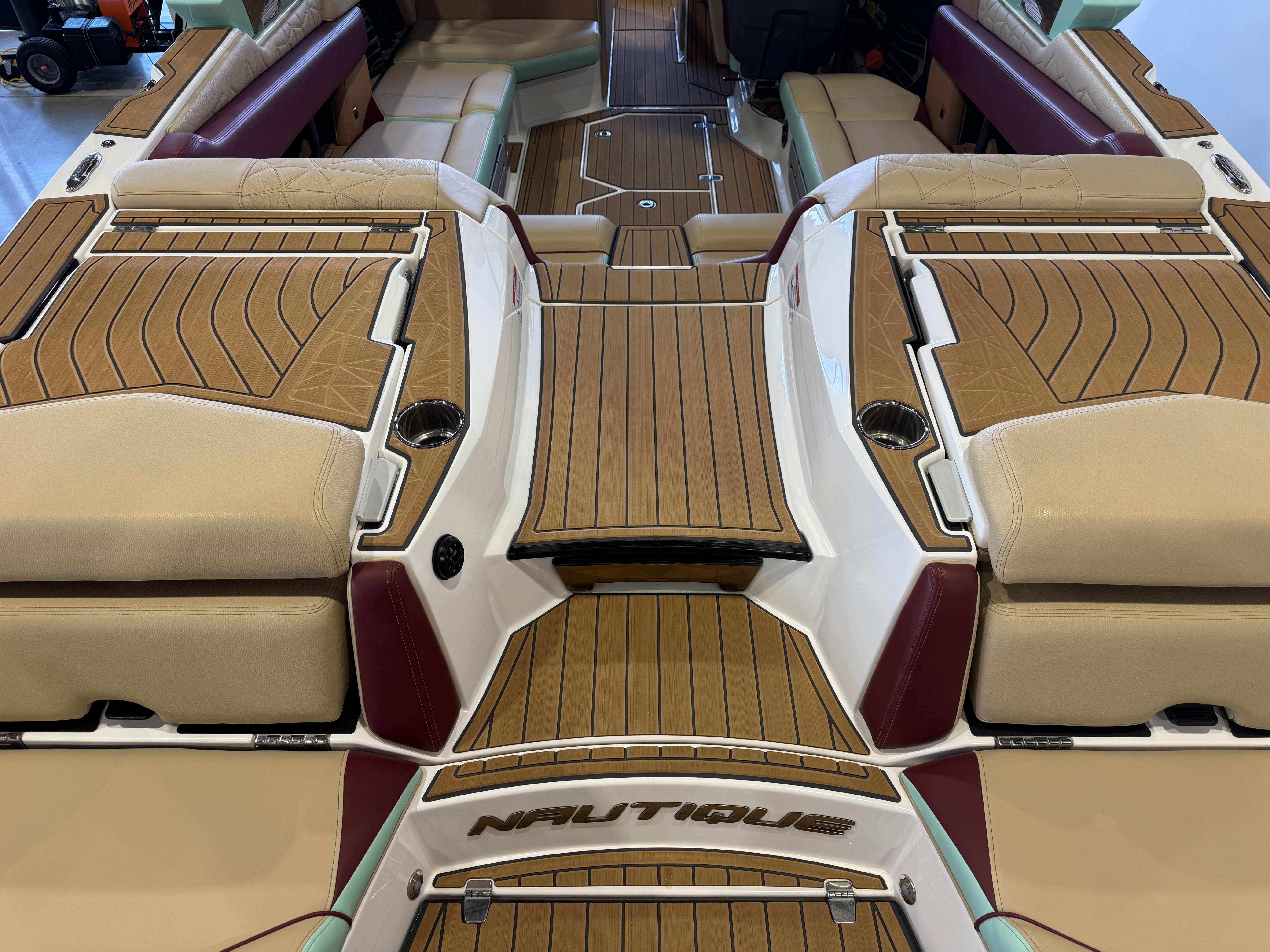 2023 Nautique Super Air Nautique G23 Paragon