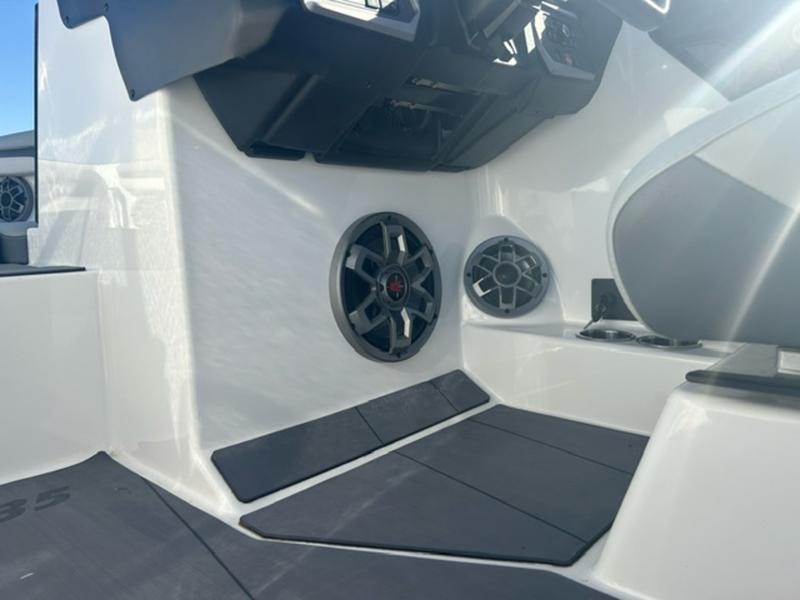 2023 Axis T235