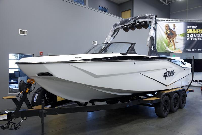boat.Title