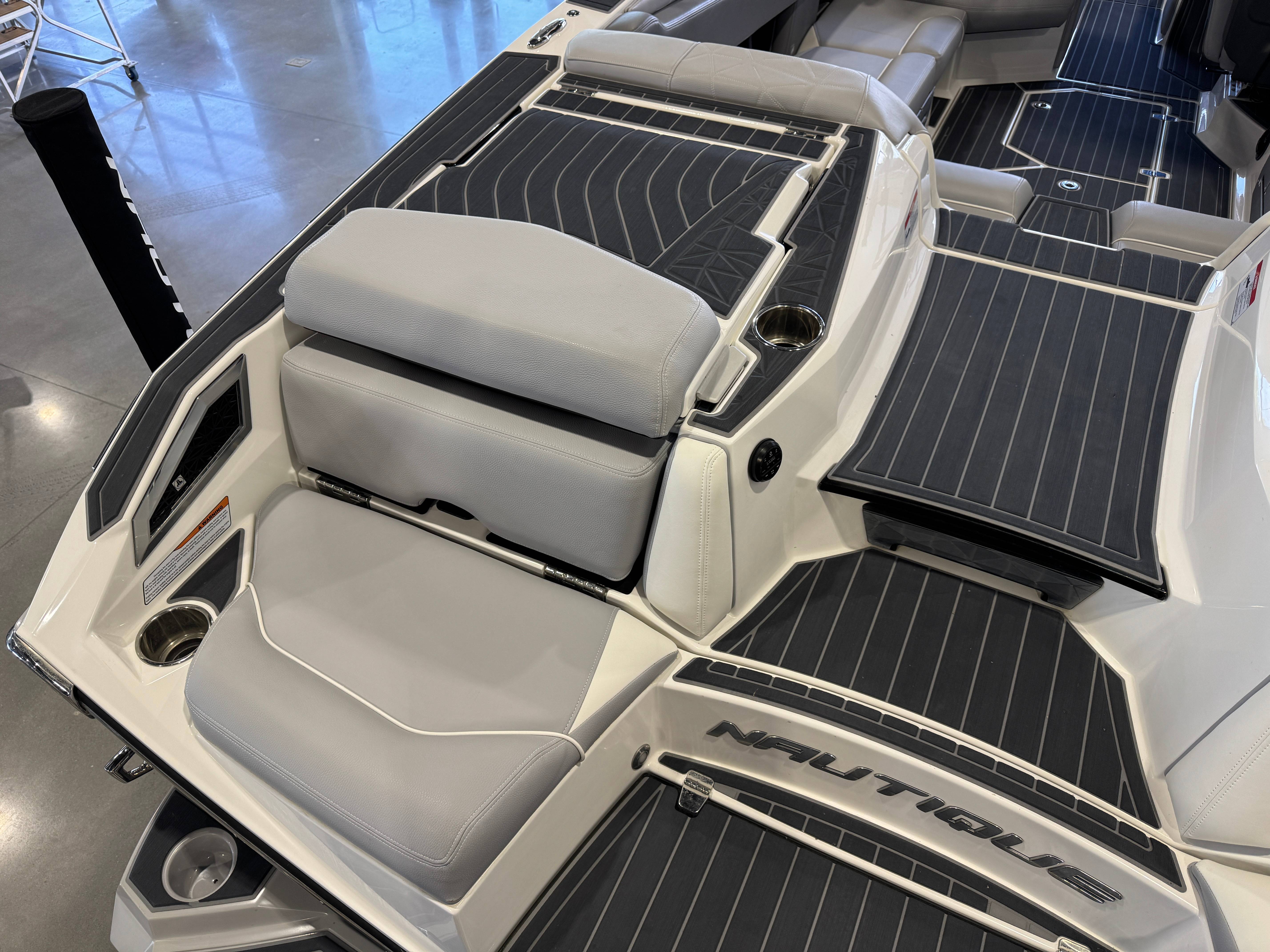 2020 Nautique Super Air Nautique G23 Paragon
