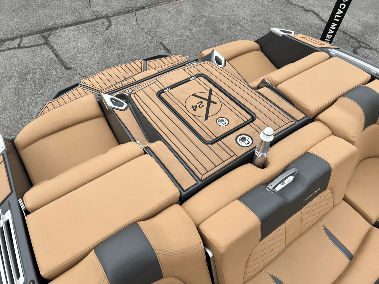 2019 MasterCraft X24