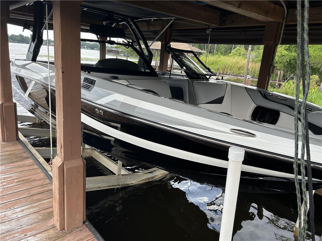 2019 S238 Boat and trailer Loaded with 210 hours