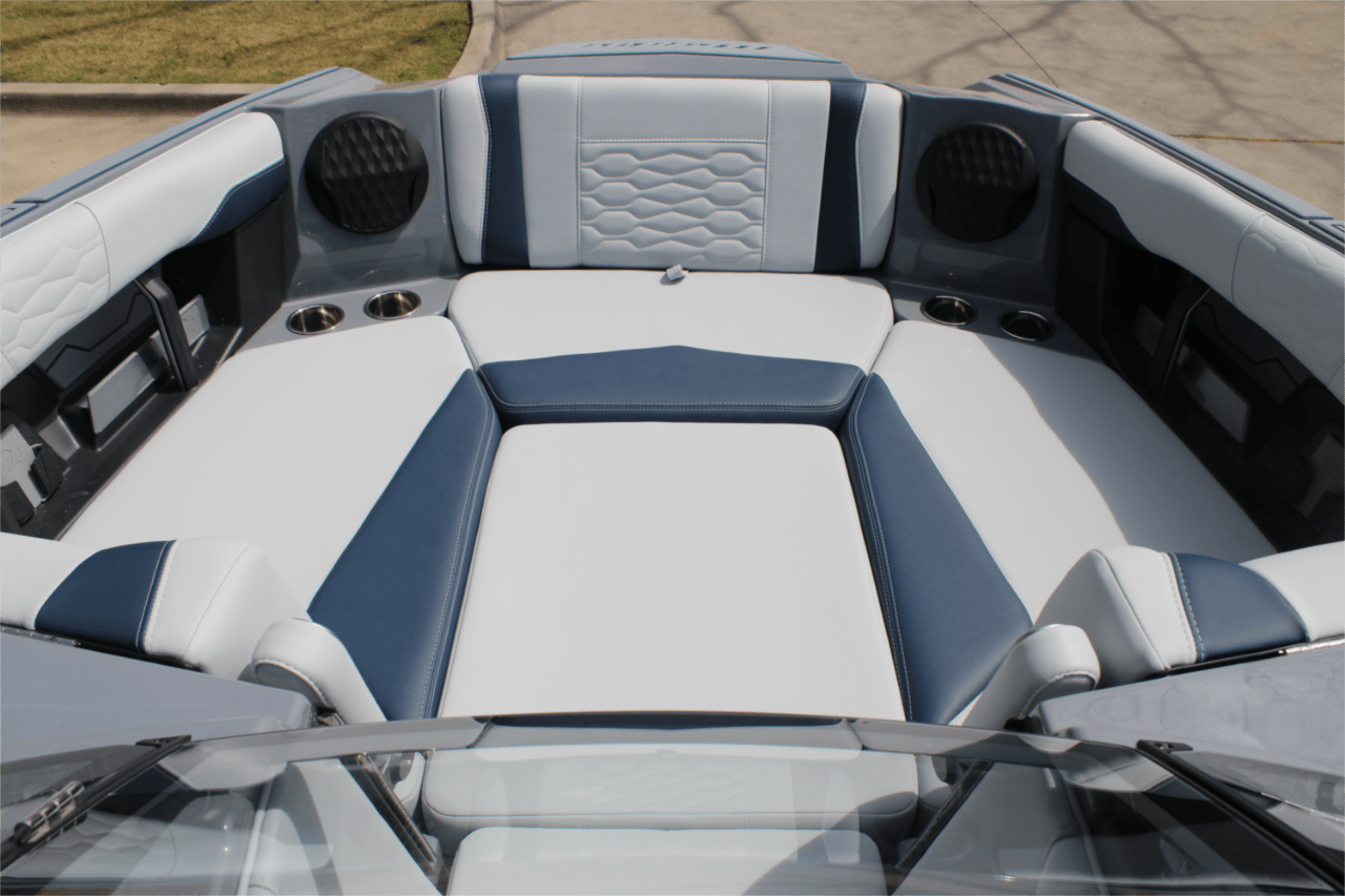 2025 Malibu 24 MXZ