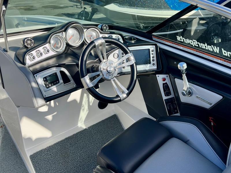 2016 MasterCraft X20