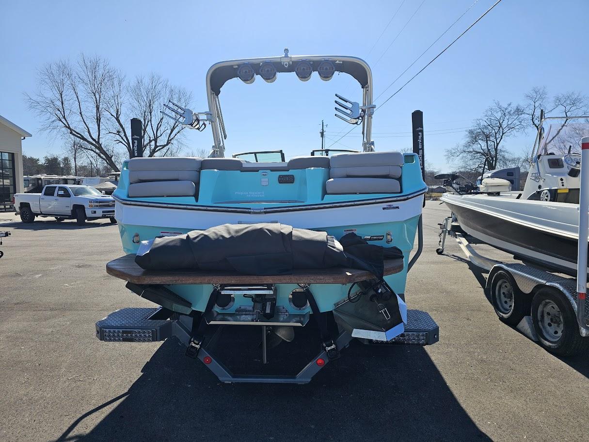 2023 Mastercraft XT24