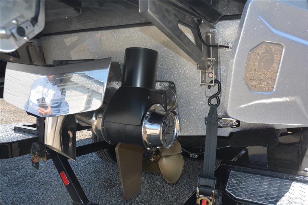 2023 Malibu 26 LSV Wakesetter –**REDUCED** TRADES WELCOME -Well Optioned – Stern Turn – Heater