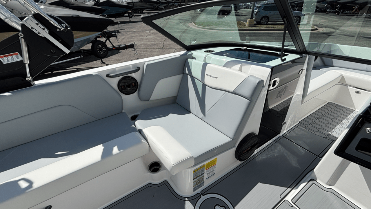 2025 MasterCraft NXT24