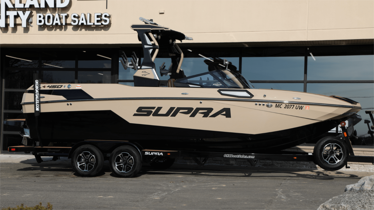 2023 Supra Boats SL 450 – New Arrival!!! – 29 Hours