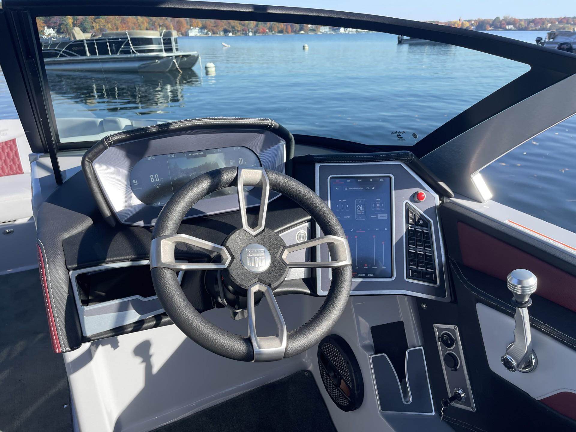 2023 MasterCraft XT23
