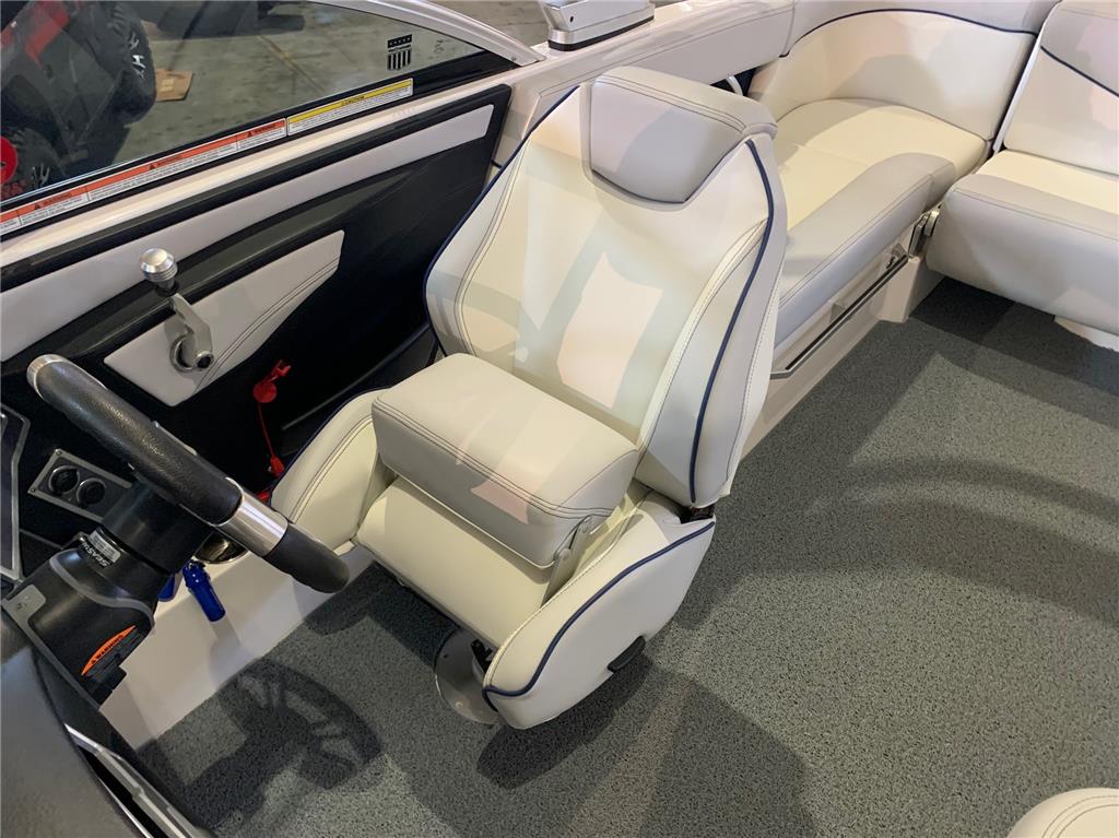 2020 Mastercraft XT-23SS **Includes Trailer** 167 Hours!