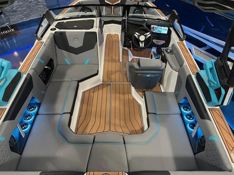 2025 Nautique GS20