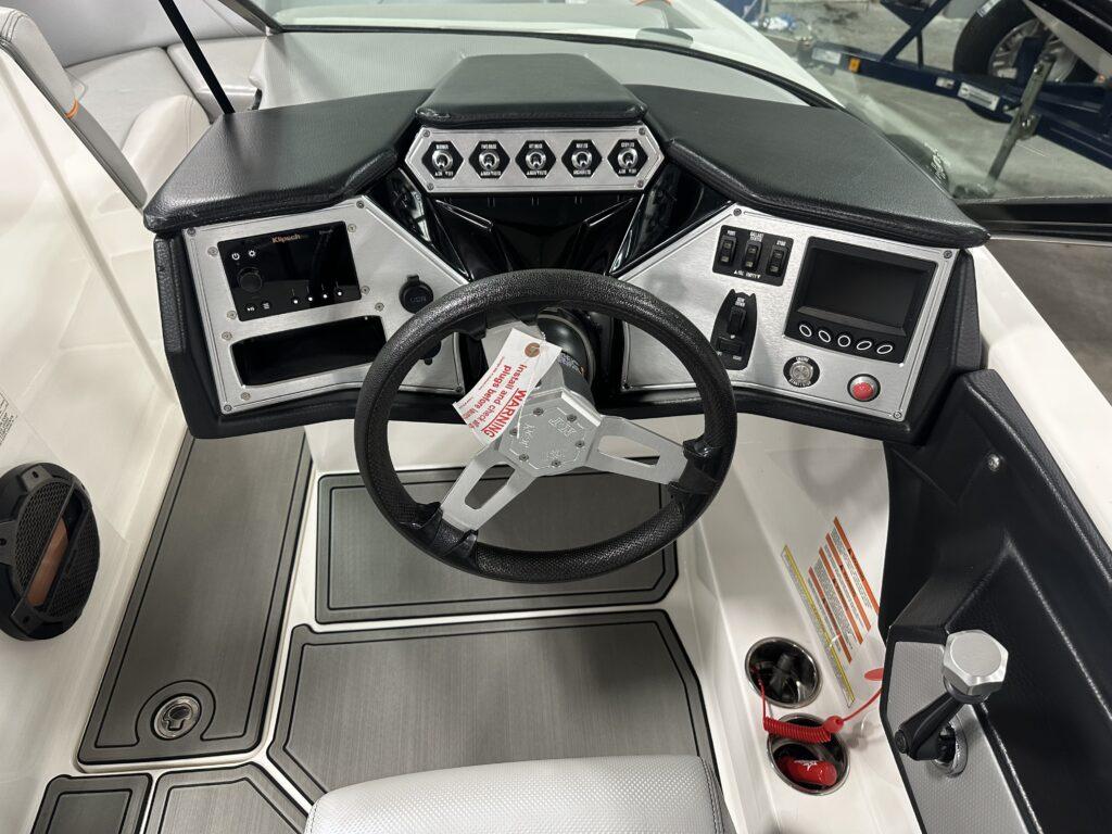 2019 MasterCraft NXT20