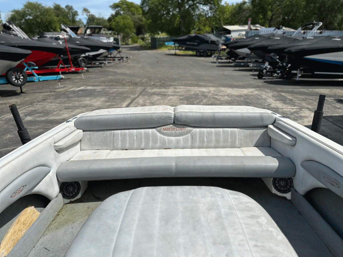2001 MasterCraft X9
