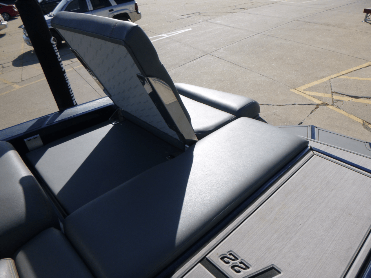 2019 MasterCraft XT22