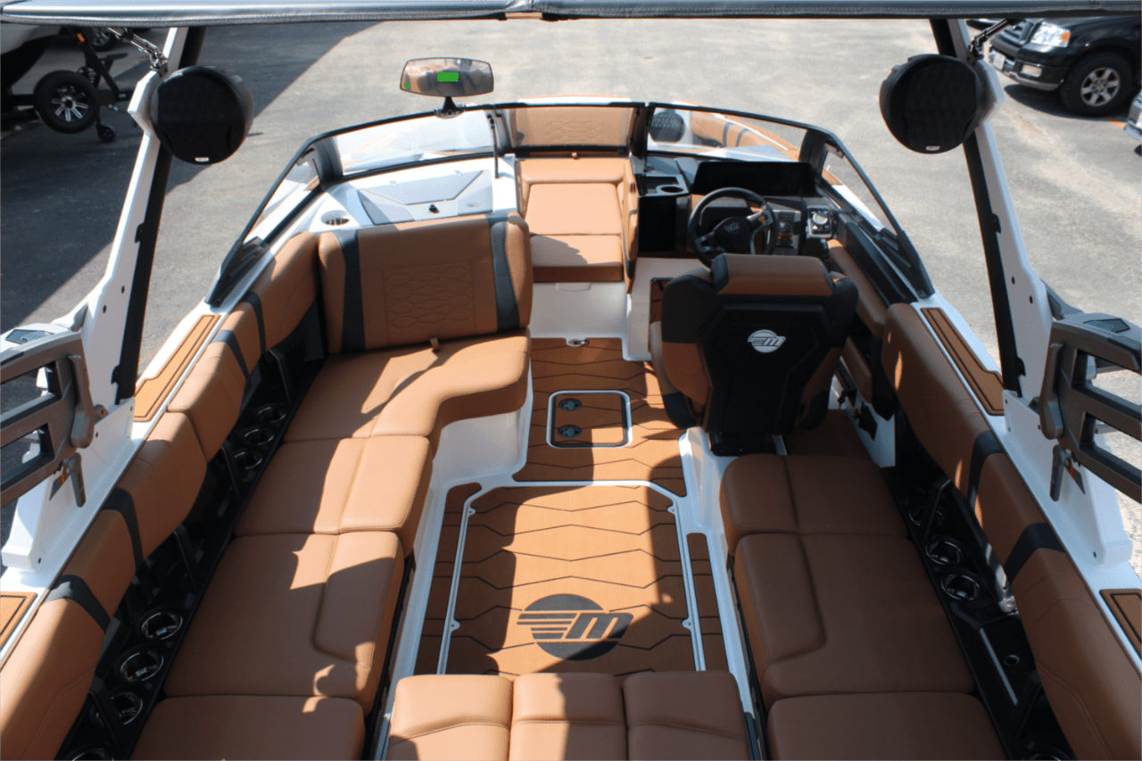 2025 Malibu 23 MXZ