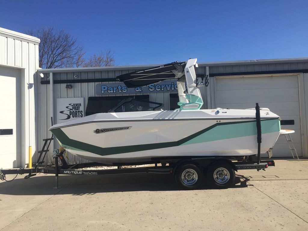 2025 Nautique Super Air Nautique G21