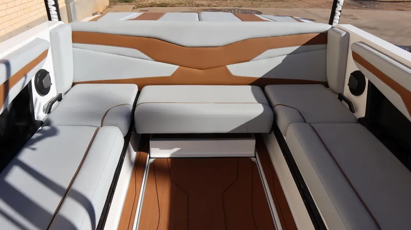 2025 AXIS T-SERIES T235