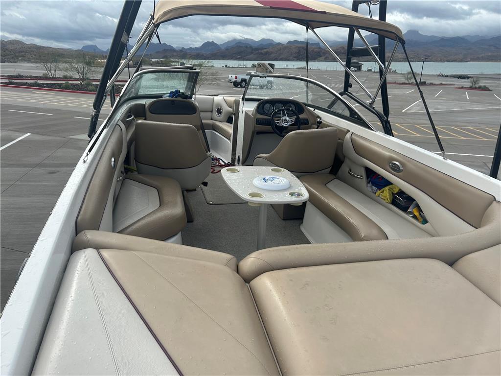 2004 Malibu 25 LSV