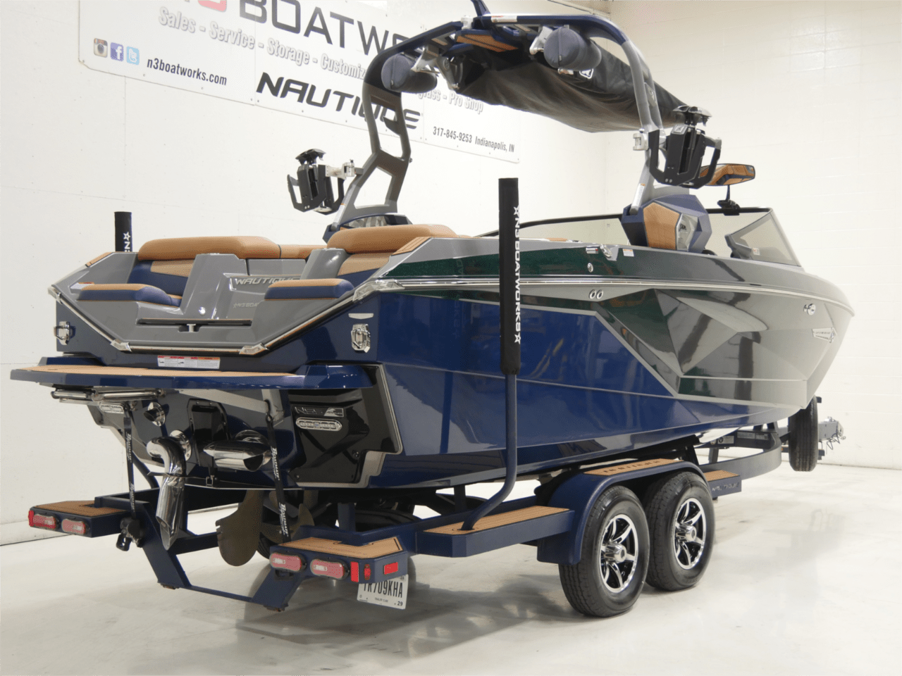 2021 Nautique G23 – Emerald Metal Flake/Admiral Blue