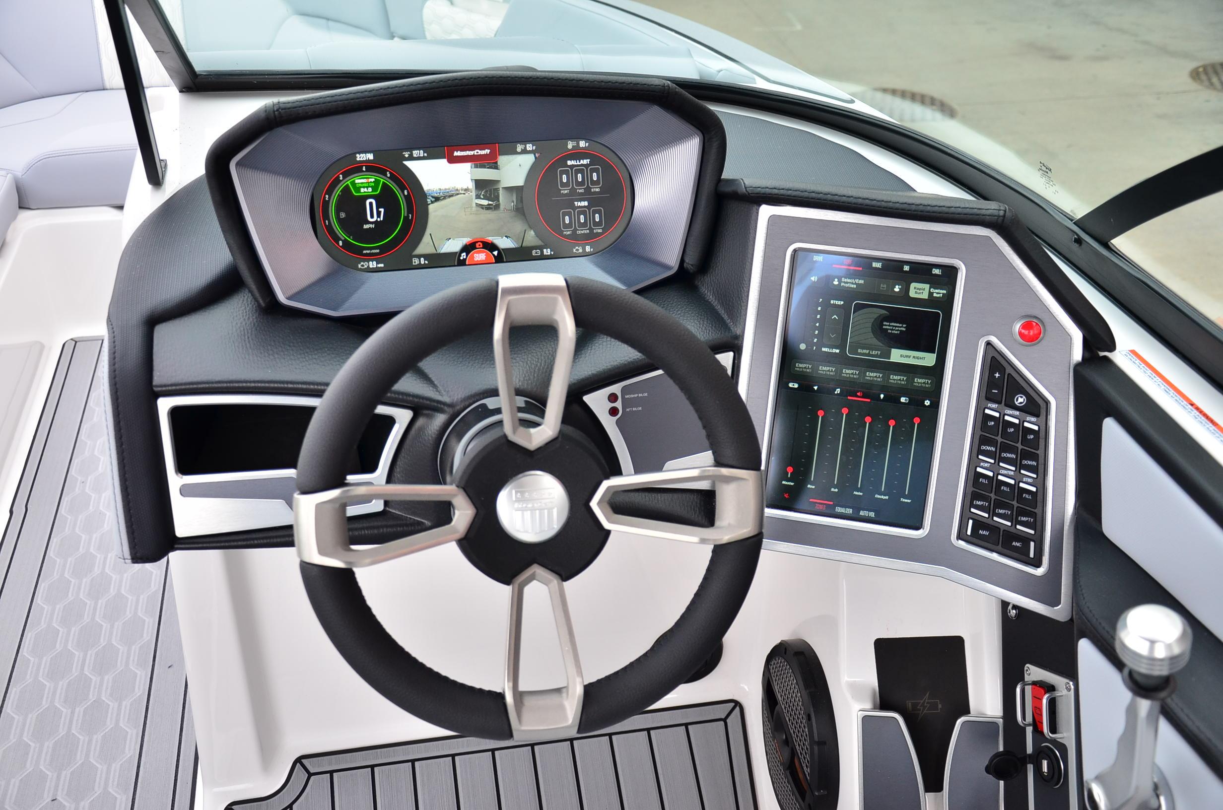 2024 MasterCraft XT23