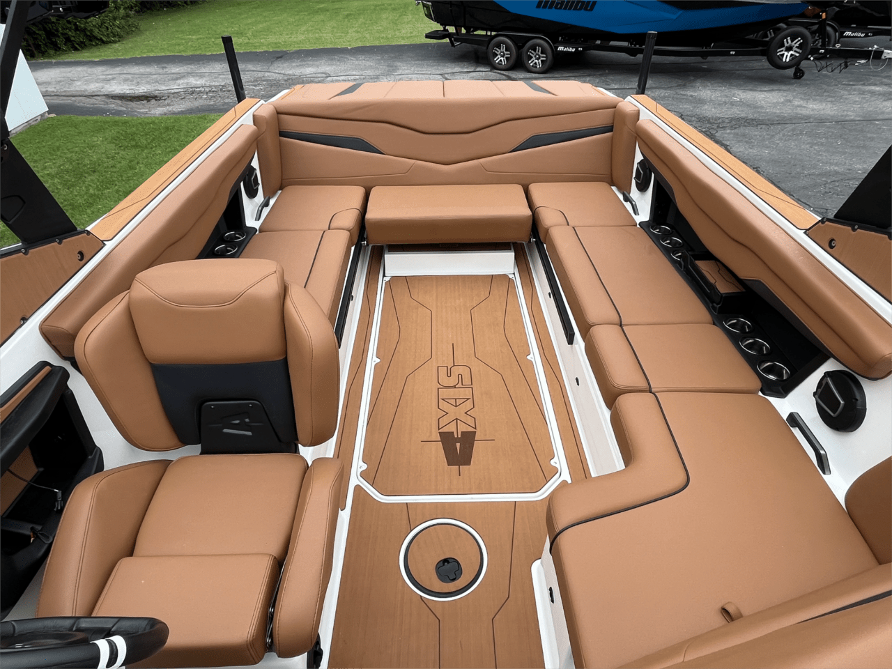 2024 Axis T235