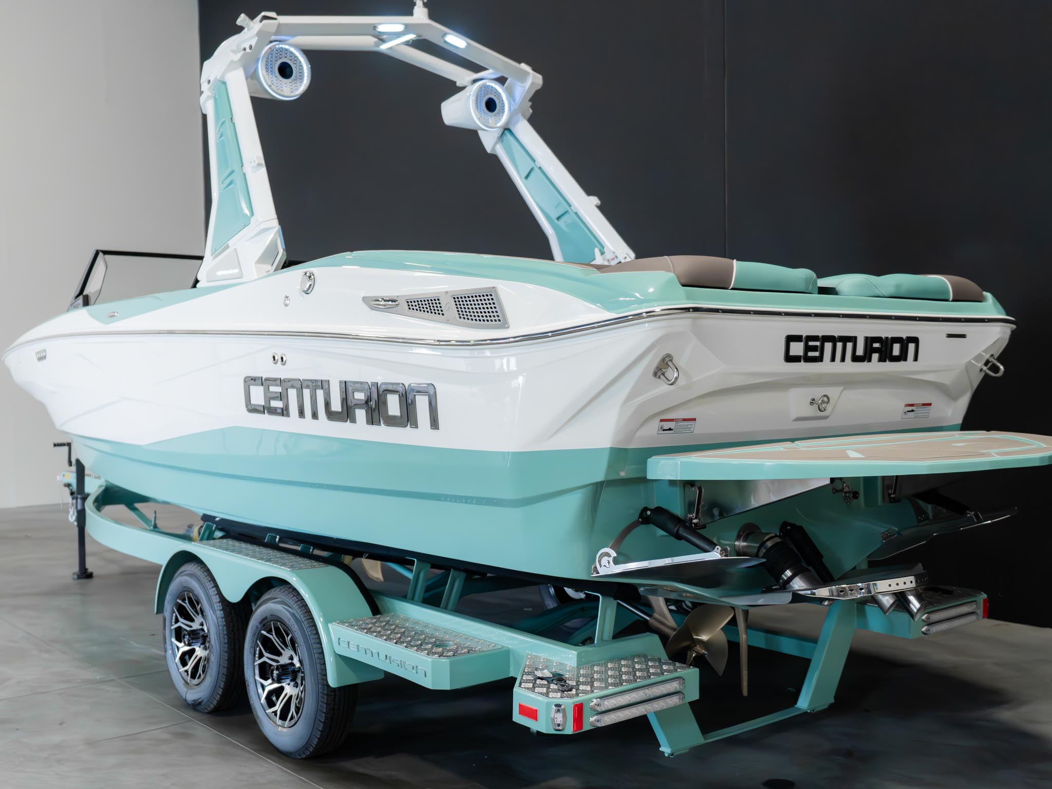 2025 Centurion NV233 &#8211; Spearmint / White