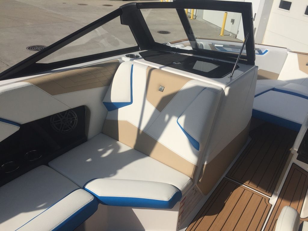 2024 Nautique Super Air Nautique S21