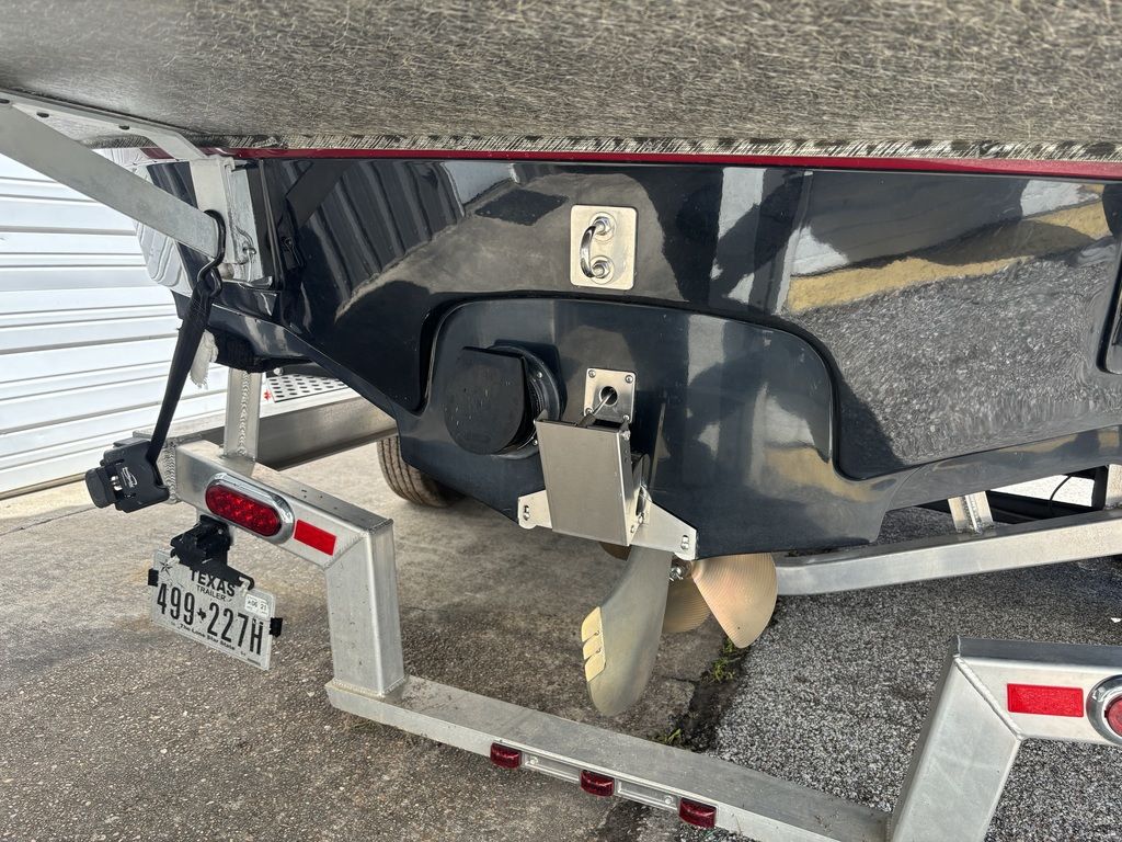 2010 Nautique Super Air Nautique 226