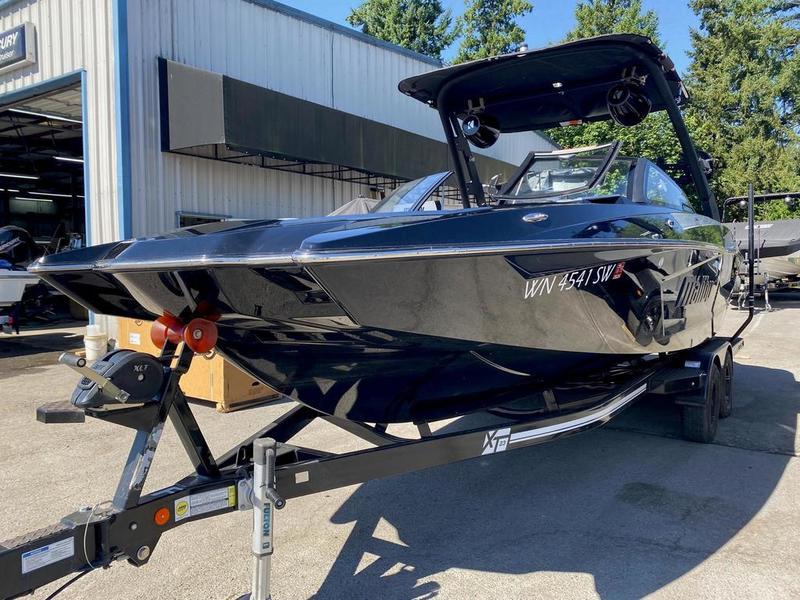boat.Title