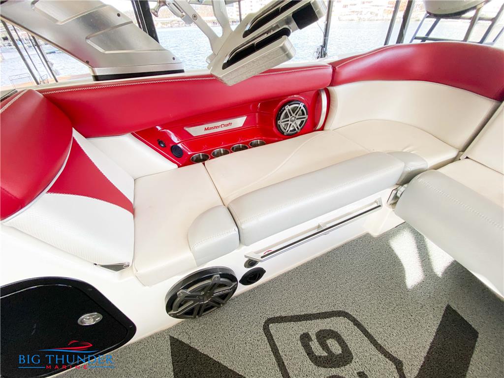 2017 MasterCraft X26