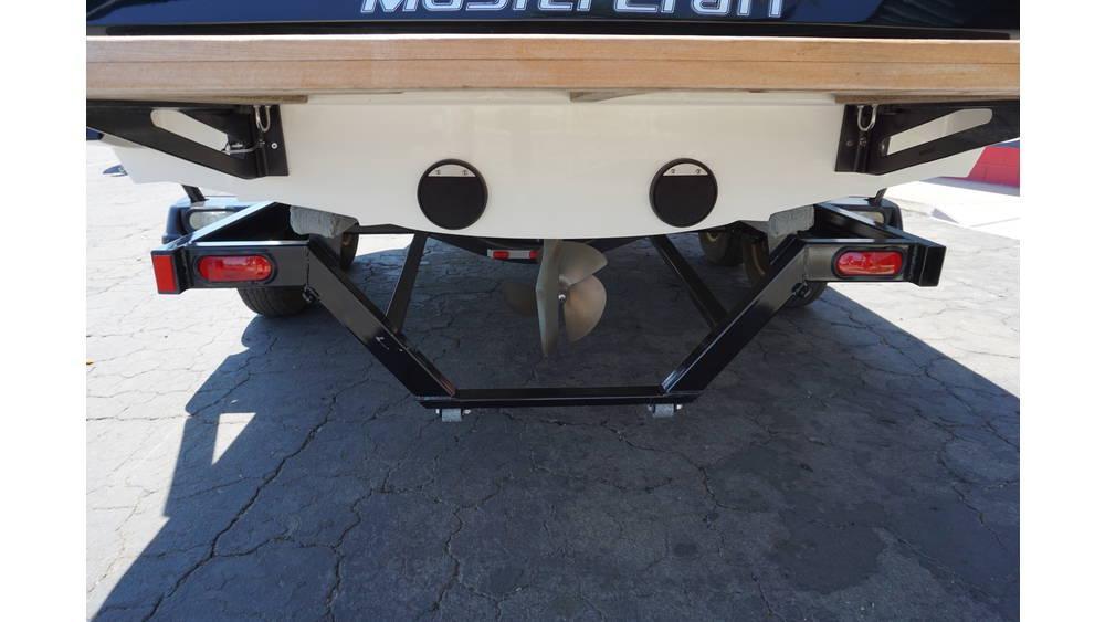 2003 MasterCraft X9