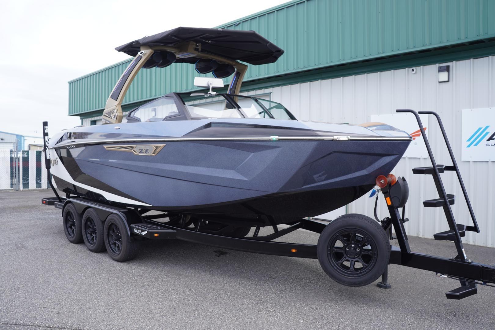 boat.Title